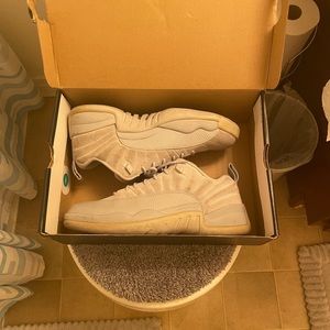 Jordan 12 Retro Low Wolf Grey